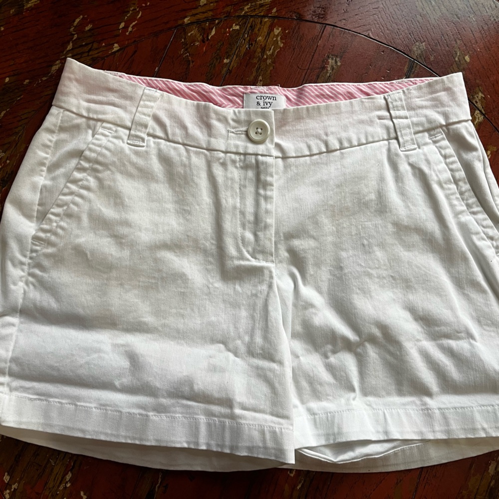 super cute and dressy shorts!